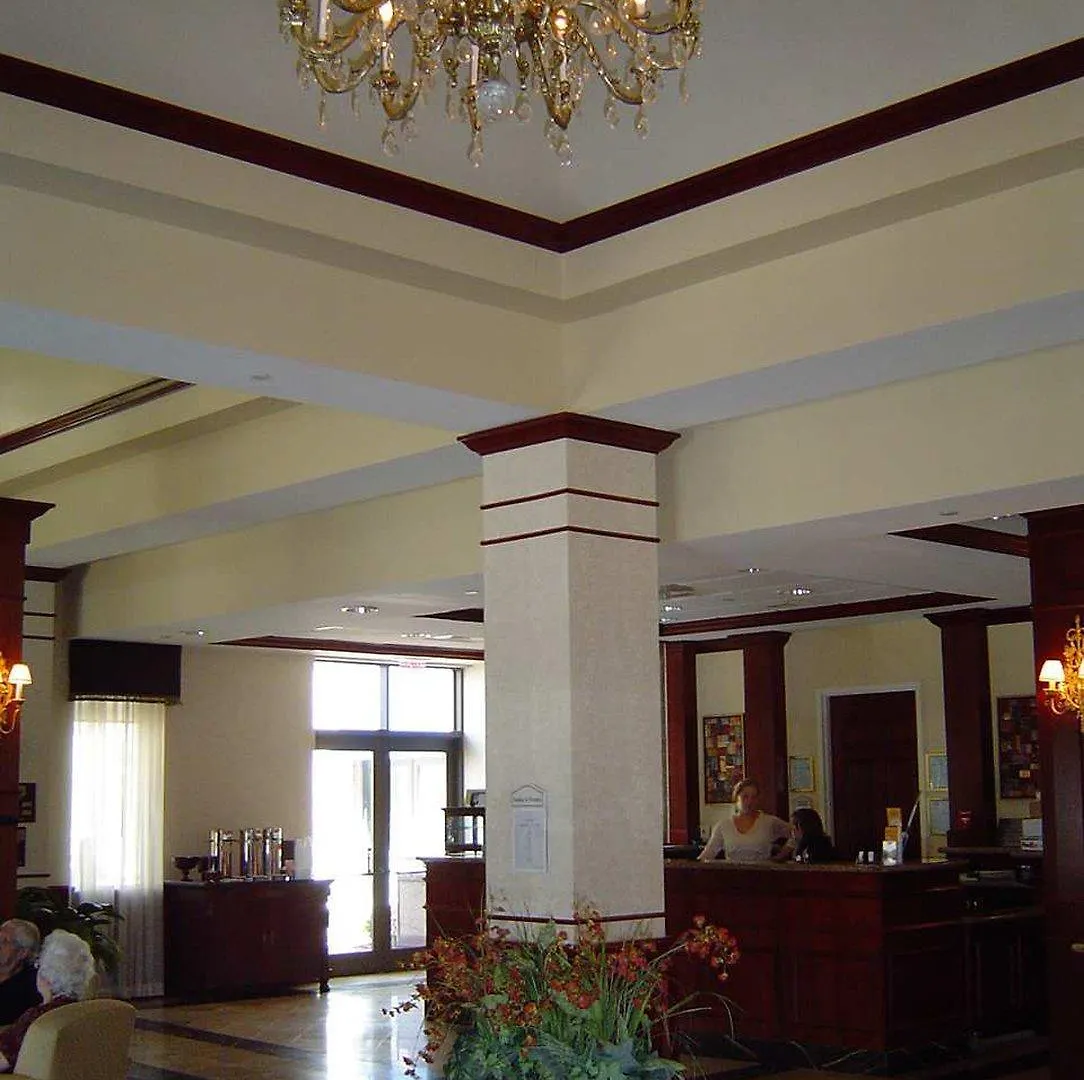 Hilton Garden Inn Virginia Beach Town Center Hotel