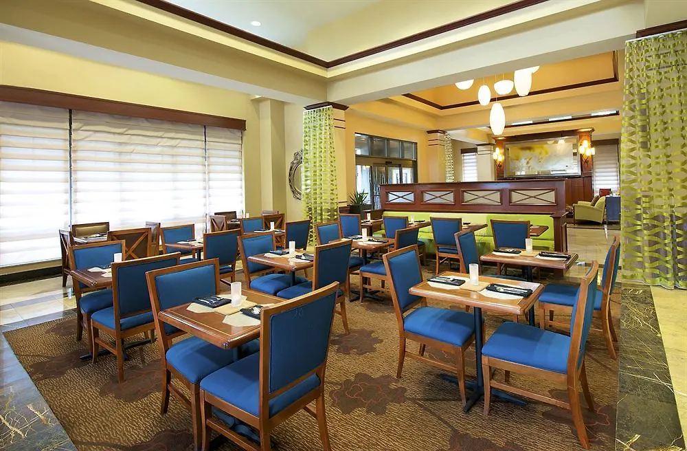 Hilton Garden Inn Virginia Beach Town Center
