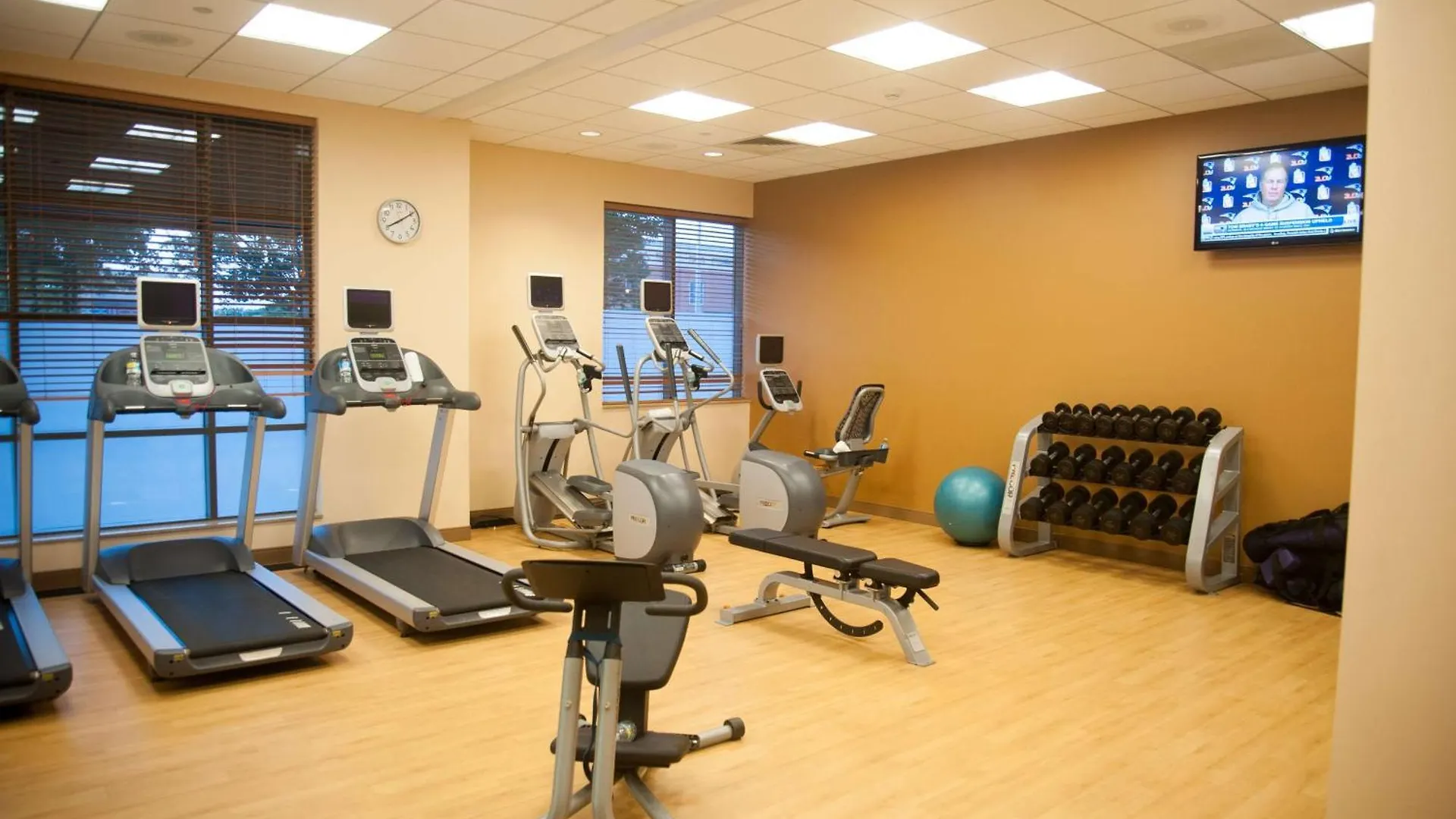 Hilton Garden Inn Virginia Beach Town Center Hotel