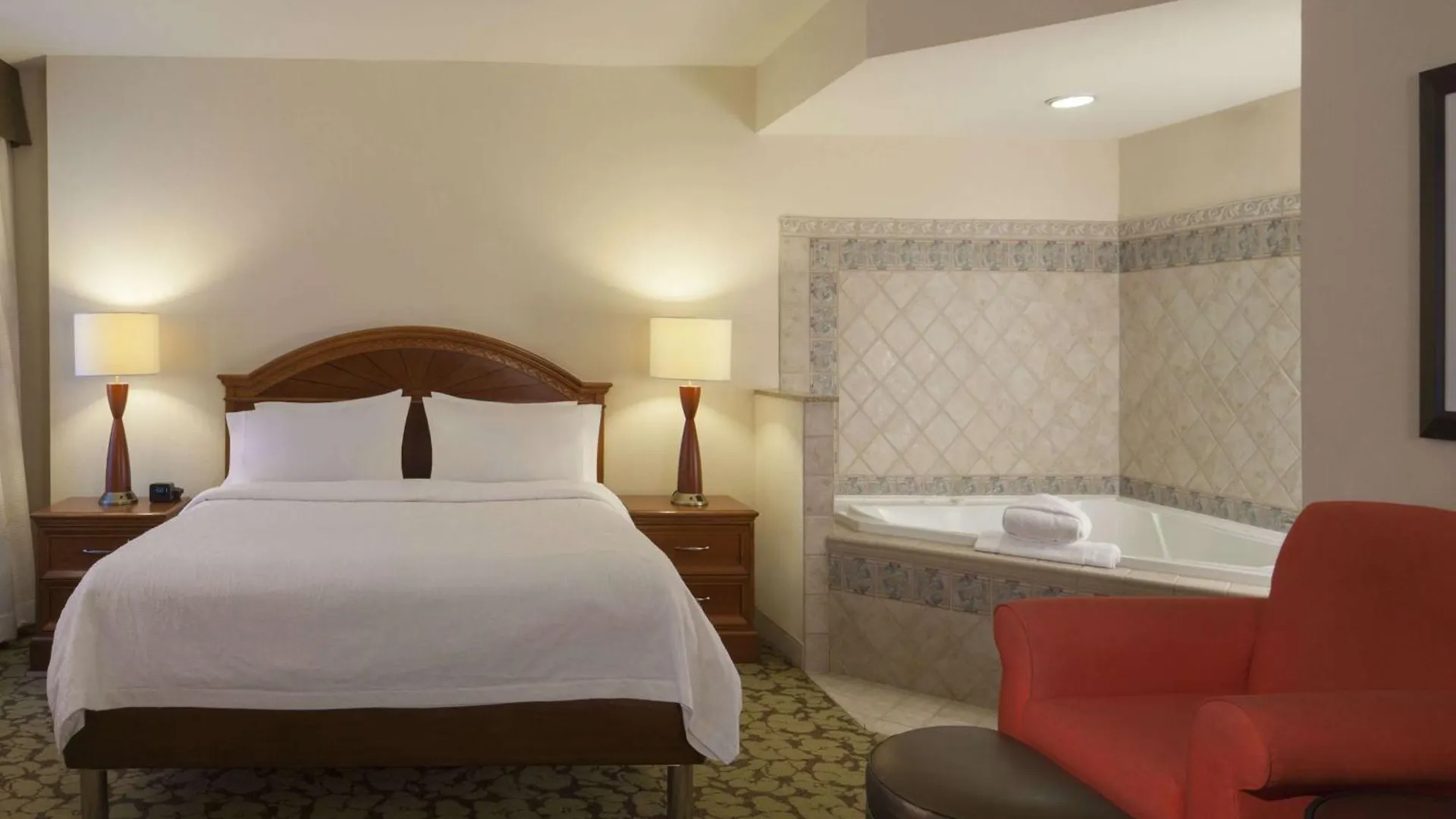 Hilton Garden Inn Virginia Beach Town Center