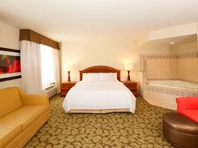 Hilton Garden Inn Virginia Beach Town Center Hotel